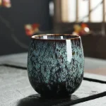 Tasse contemporaine au charme oriental