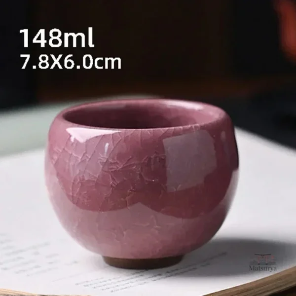Tasse traditionnelle japonaise au motif craquelé