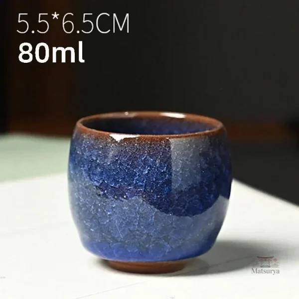 Tasse en céramique effet fissuré