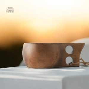 Tasse japonaise en bois, design élégant