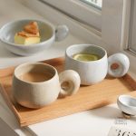 Tasse japonaise élégante en grès