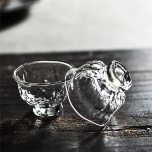 Tasse en verre au design japonais traditionnel
