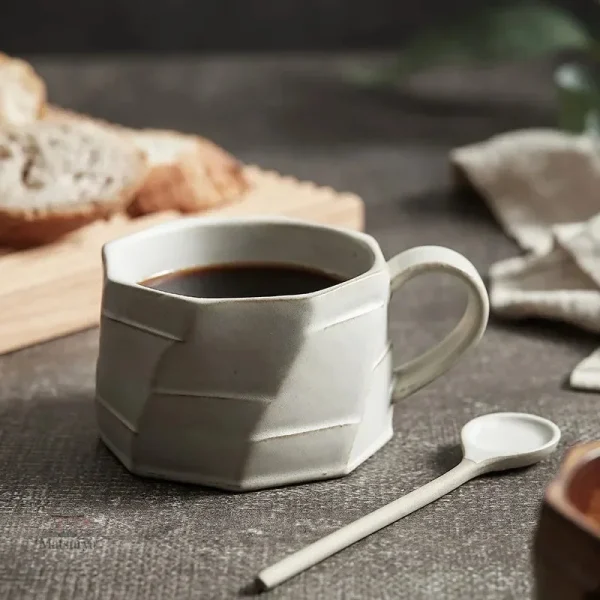 Tasse moderne japonaise élégante et simple
