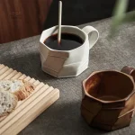 Tasse japonaise contemporaine au style épuré