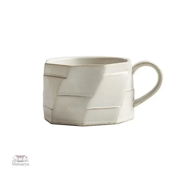 Tasse japonaise moderne en porcelaine