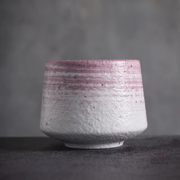 Tasse en céramique japonaise sur mesure