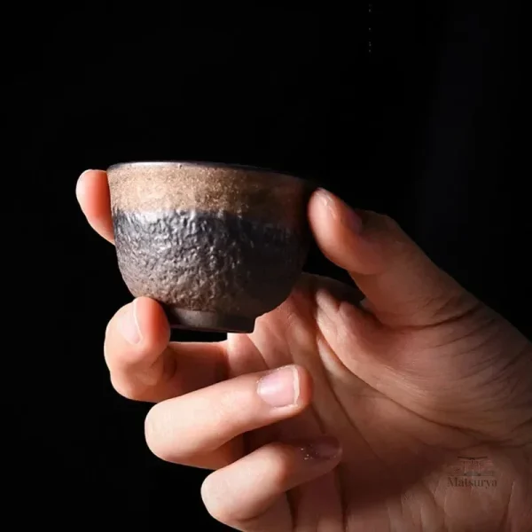 Tasse artisanale japonaise en argile