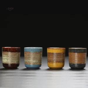 Tasse japonaise en poterie artisanale