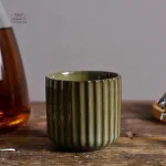 Tasse traditionnelle japonaise à motif rétro