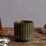 Tasse artisanale japonaise au décor subtil