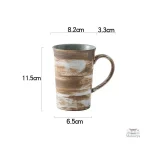 Tasse en terre cuite aux motifs japonais