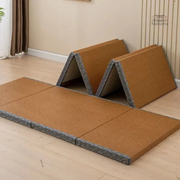 Tapis en rotin portable idéal pour extérieur