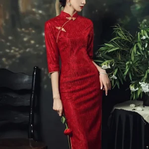 Tenue Japonaise Femme Moderne en style contemporain