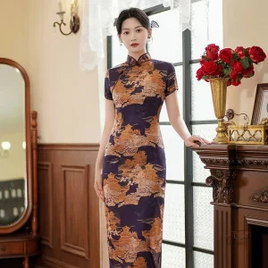 Mode japonaise contemporaine femme
