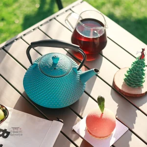 Théière en fonte japonaise, design élégant et authentique