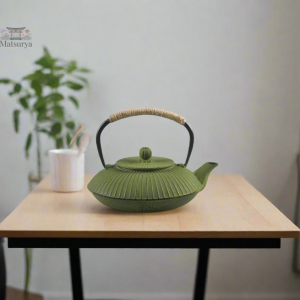 Théière Japonaise en Fonte Verte