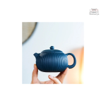 Théière artisanale au design rayé
