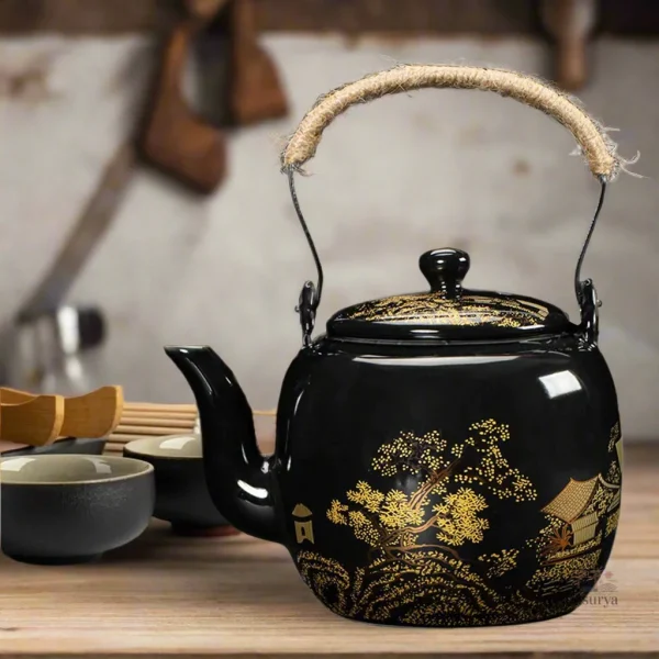 Théière avec un design artistique inspiré du Japon