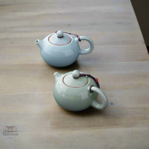 Théière Japonaise Effet Glacé en céramique élégante