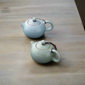 Théière Japonaise avec design effet glacé raffiné