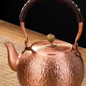 Théière en cuivre au design japonais authentique