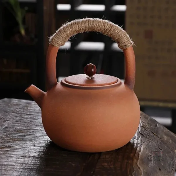 Théière en terre cuite pour cérémonie du thé