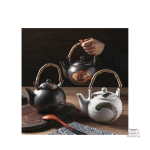 Théière artisanale en céramique japonaise