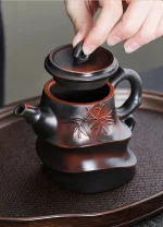 Théière Japonaise Inclinée en céramique élégante