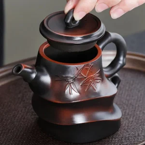 Théière Japonaise Inclinée en céramique élégante