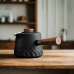 Théière design japonaise pour un service raffiné