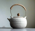 Théière en céramique au design japonais contemporain