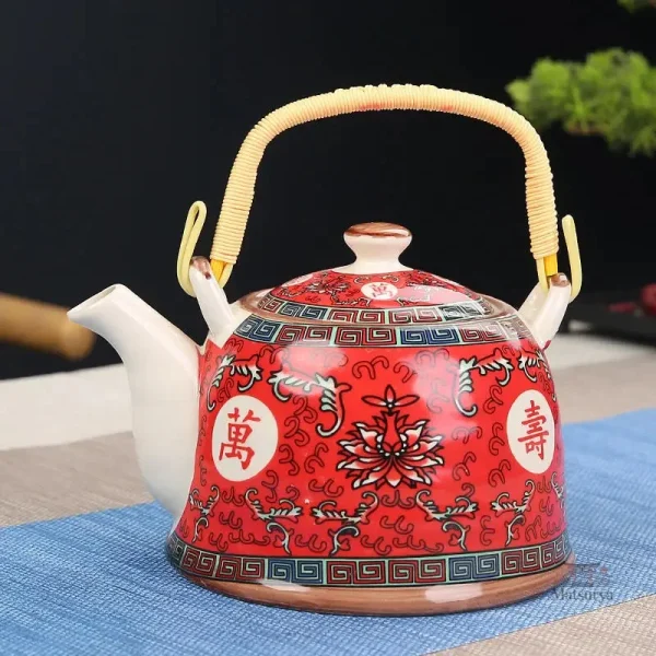 Théière japonaise avec couvercle