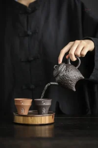 Théière japonaise contemporaine en céramique