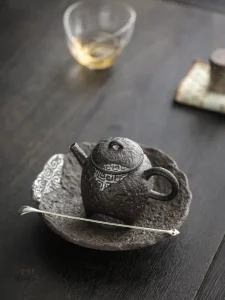 Théière traditionnelle japonaise pour infusion