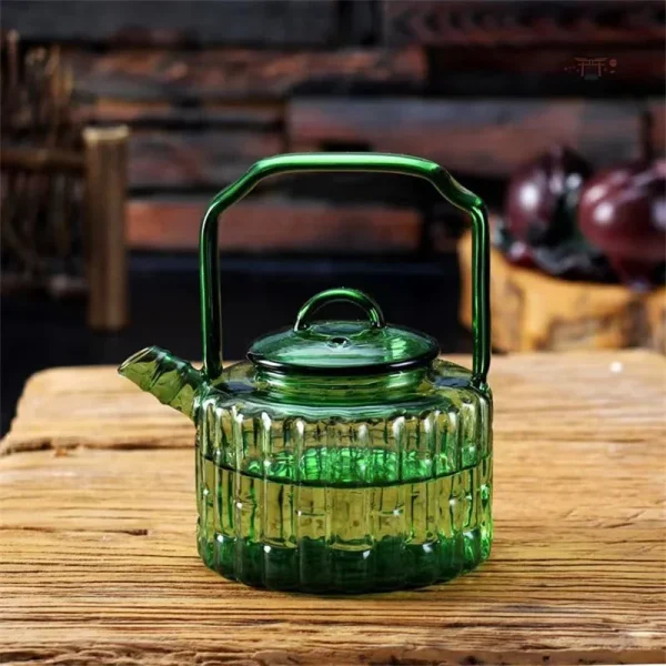 Théière design japonais, coloris vert translucide