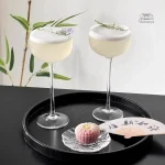 Verre à Pied Japonais de Luxe, design élégant et raffiné