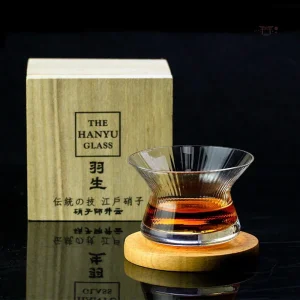Verre à Whisky Edo Kiriko, élégant design japonais