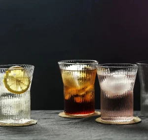 Verre japonais pour dégustation de whisky, style ondulé