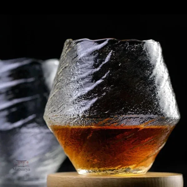 Verre Japonais Ukiyo pour dégustation de whisky
