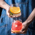 Verre Japonais avec base large et design élégant