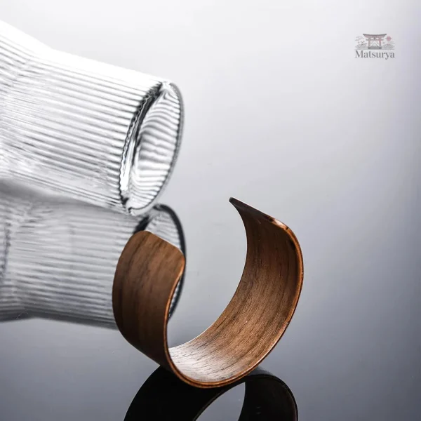 Design unique du verre japonais pour savourer le café