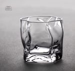 Verre Japonais coloré, parfait pour vos boissons