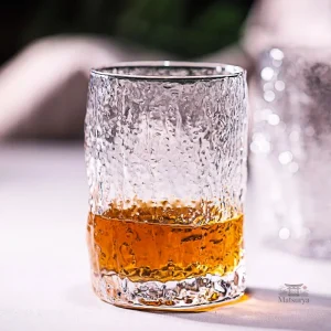 Verre Japonais Martelé artisanal avec design élégant