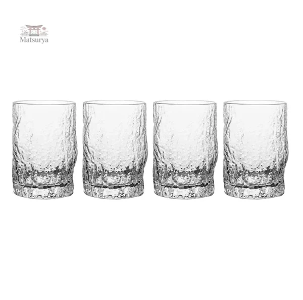 Verre japonais au fini martelé, parfait pour la décoration