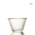 Verres à saké japonais, design coloré et moderne