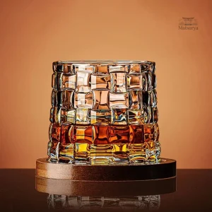 Verre à whisky rotatif japonais élégant