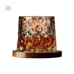 Verre à whisky traditionnel japonais élégant