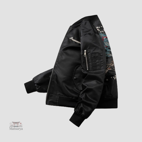 Sukajan, veste légère au design unique