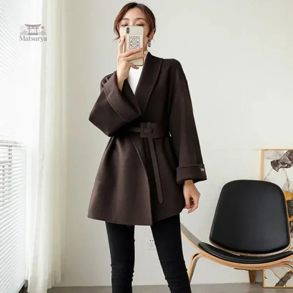 Veste kimono femme au style sophistiqué