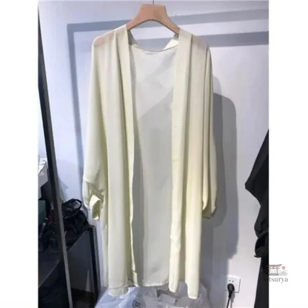 Kimono léger pour femme, ajout chic à toute tenue